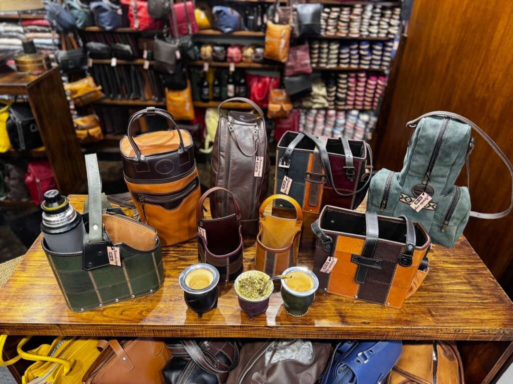 Set de materas de cuero para mate y termo — Aranduroga Posadas